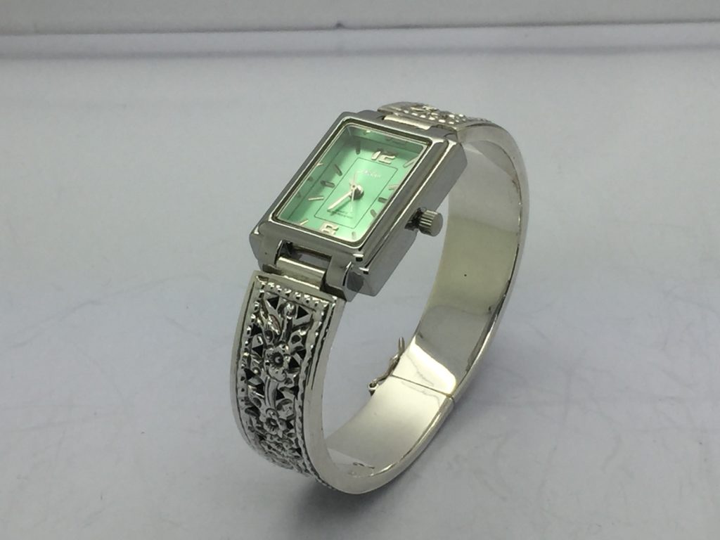 925 SILVER  เครื่องเงินแท้ เครื่องเงินน่าน เช่น สร้อยข้อมือเงิน BY WANICH JEWELRY